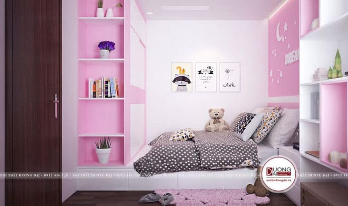 Phòng ngủ của bé gái với nội thất gỗ công nghiệp phủ màu hồng