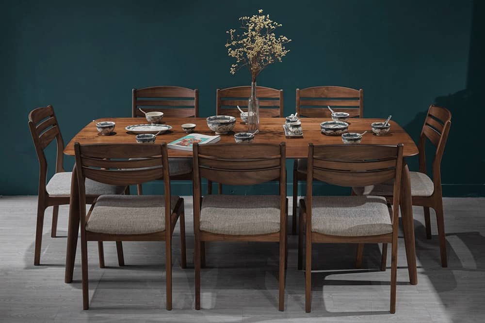 Thiết kế bàn có 8 ghế với kiểu dáng nhỏ gọn Bộ Bàn Ăn 8 Ghế Gỗ Óc Chó Với BST 15+ Mẫu Cao Cấp Thượng Lưu