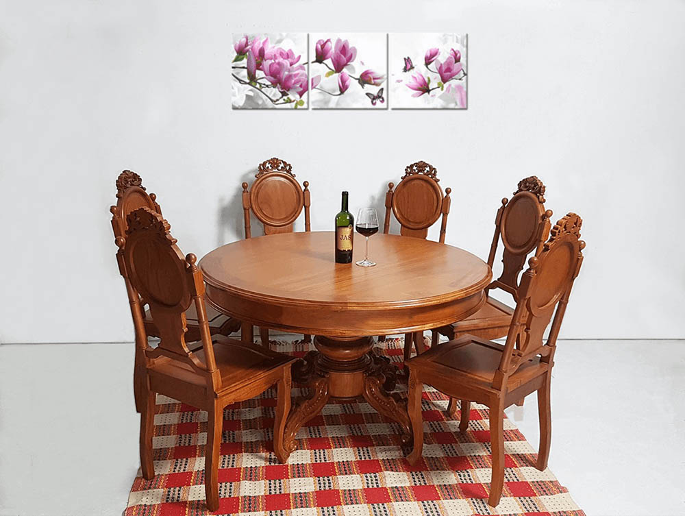 Bộ bàn ăn với màu đỏ trầm sang trọng cùng thiết kế thanh nhã