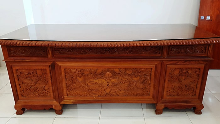 Mẫu bàn giám đốc siêu đẹp và quý phái