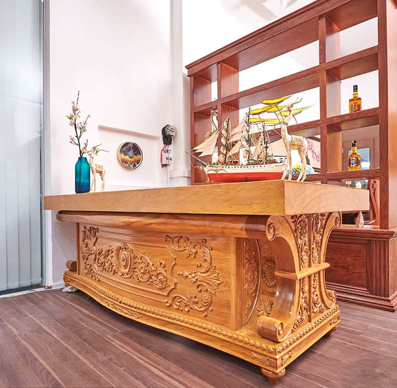 Bàn Giám Đốc Gỗ Gõ Đỏ Đẳng Cấp Và Xa Hoa Cho Phòng Làm Việc
